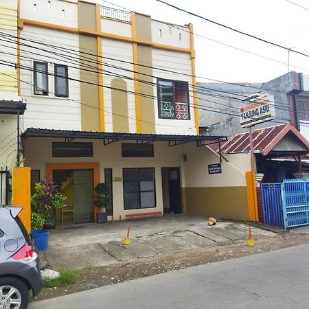 נקסר Oyo 92231 Penginapan Tanjung Alang Syariah מראה חיצוני תמונה
