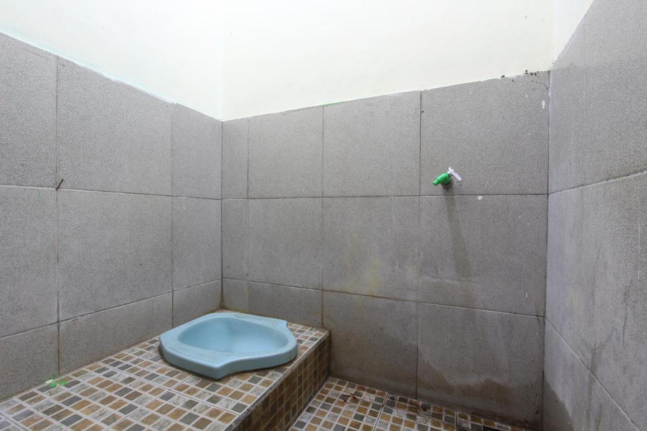 נקסר Oyo 92231 Penginapan Tanjung Alang Syariah מראה חיצוני תמונה