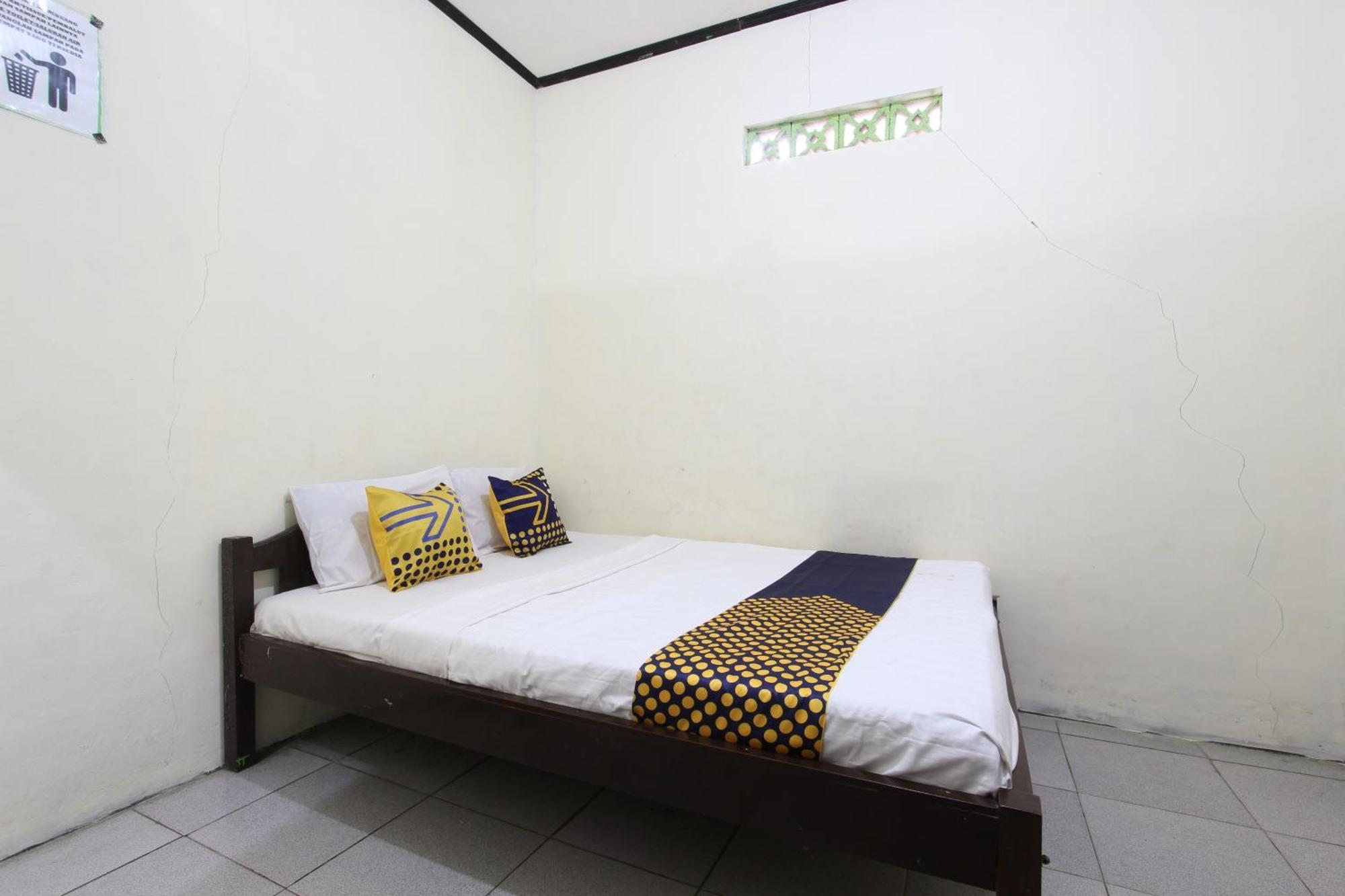 נקסר Oyo 92231 Penginapan Tanjung Alang Syariah מראה חיצוני תמונה