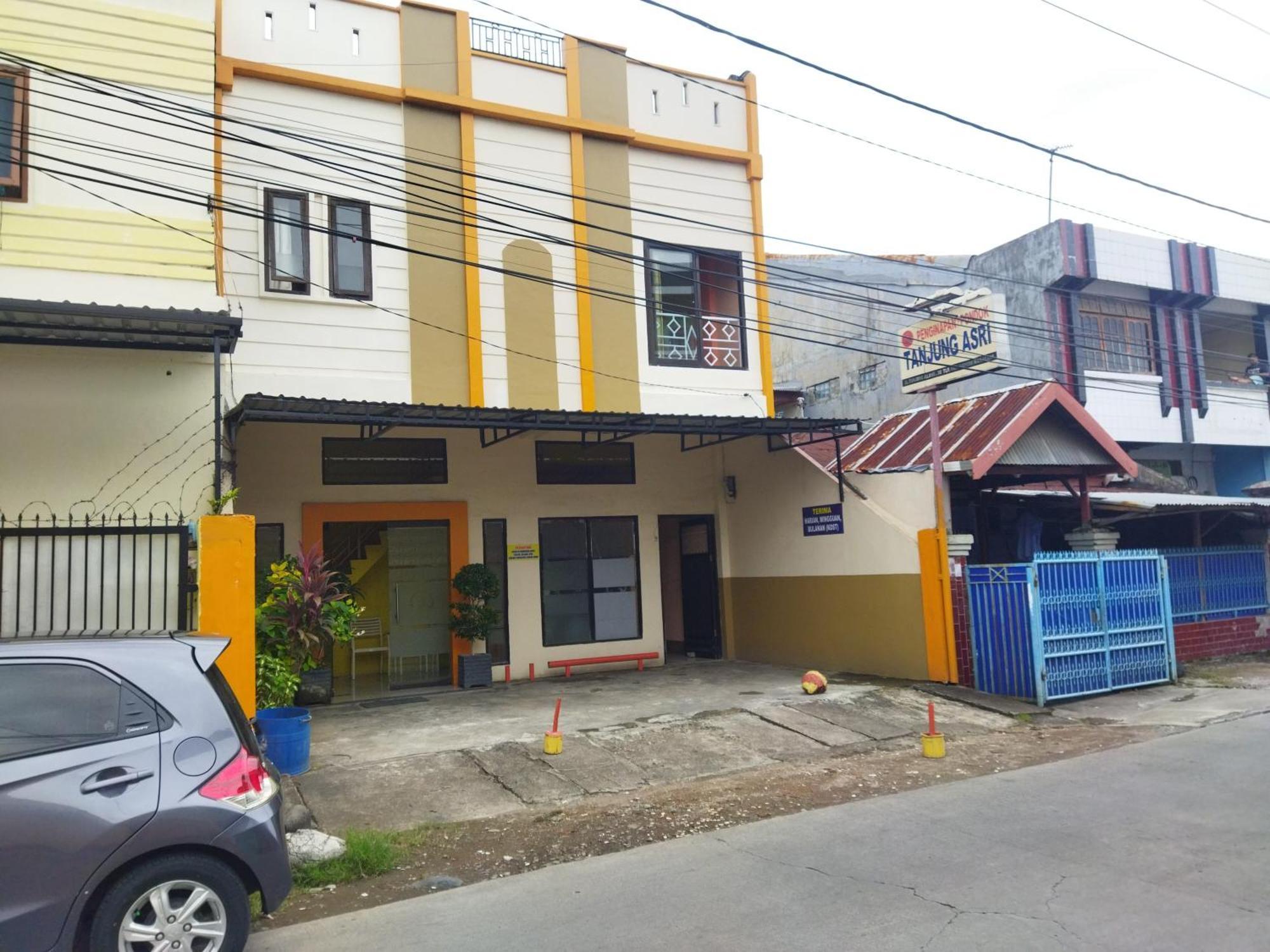 נקסר Oyo 92231 Penginapan Tanjung Alang Syariah מראה חיצוני תמונה
